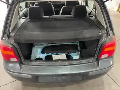 Veículo de Sucata volkswagen golf iv (1j1) 1.4 16v do ano 0 alimentado 