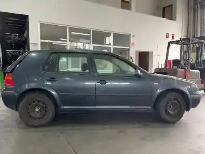Veículo de Sucata volkswagen golf iv (1j1) 1.4 16v do ano 0 alimentado 