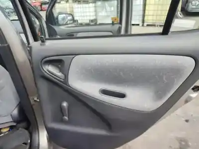 Veículo de Sucata toyota yaris (_p1_) 1.0 (scp10_) do ano 1999 alimentado 1sz-fe