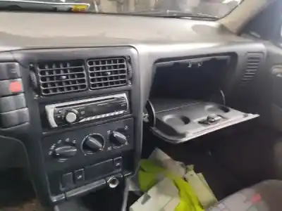 Veículo de Sucata volkswagen polo van furgoneta/hatchback (6n1) 1.0 do ano 1998 alimentado 0