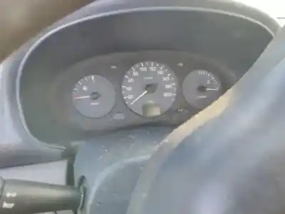 Здавання транспортного засобу renault clio ii fase i (b/cb0) (1998->) 1.9 d (b/cb0e) року 1999 потужний f8q 630