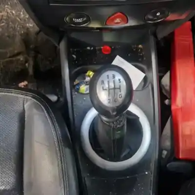 Здавання транспортного засобу renault megane ii break (km0/1_) 1.5 dci (km02. km13) gasóleo 2004 5p року 2008 потужний k9k 732