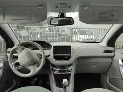 Здавання транспортного засобу peugeot 208 caixa (cr_) 1.6 hdi 92 року 2013 потужний 9hd (dv6c)