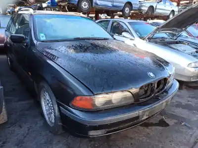 Veículo de Sucata BMW 5 TOURING (E39) 420 Gasóleo 1997 5P do ano 2000 alimentado M51 D25 (256T1)