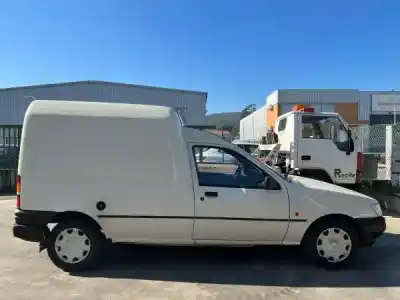 Verschrottungsfahrzeug ford fiesta caixa (jv_) d 1.8 des jahres 0 angetrieben rtd