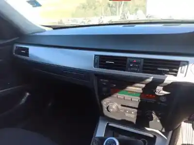 Véhicule à la ferraille bmw 3 (e90) 320 d de l'année 0 alimenté m47 d20 (204d4)