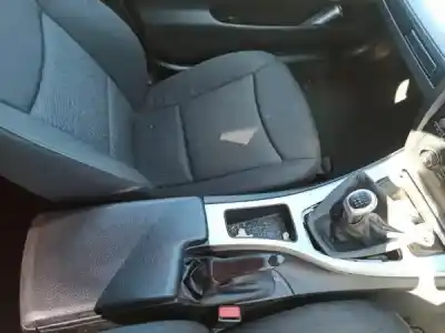 Véhicule à la ferraille bmw 3 (e90) 320 d de l'année 0 alimenté m47 d20 (204d4)