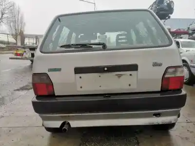 Veículo de Sucata fiat uno (146_) 50 1.1 do ano 1992 alimentado 160 a3.000