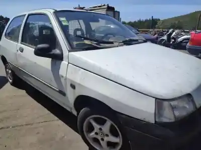 Veículo de Sucata renault clio i b c57_, 5 357_ 1.9 d b c s576. b c s57l do ano 1993 alimentado 
