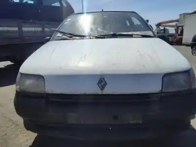Veículo de Sucata renault clio i b c57_, 5 357_ 1.9 d b c s576. b c s57l do ano 1993 alimentado 