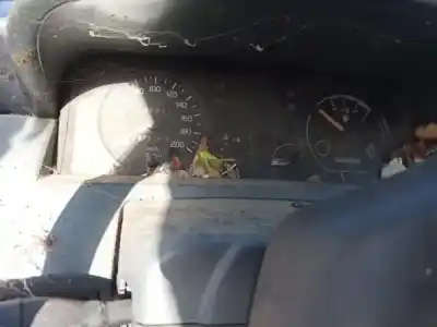 Veículo de Sucata renault clio i b c57_, 5 357_ 1.9 d b c s576. b c s57l do ano 1992 alimentado 