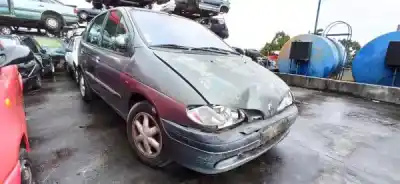 Здавання транспортного засобу RENAULT SCÉNIC I VEÍCULO MULTIUSO (JA0/1_, FA0_) 1.4 i року 0 потужний 