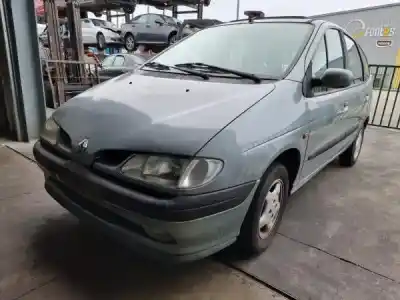 Scrapping Vehicle renault megane scenic (ja0/1_) 1.4 i (ja0e) of the year 0 powered e7j 764