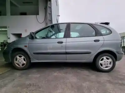 Scrapping Vehicle renault megane scenic (ja0/1_) 1.4 i (ja0e) of the year 0 powered e7j 764