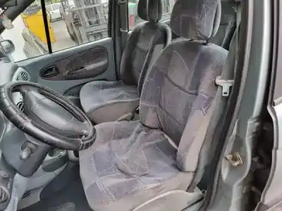 Scrapping Vehicle renault megane scenic (ja0/1_) 1.4 i (ja0e) of the year 0 powered e7j 764
