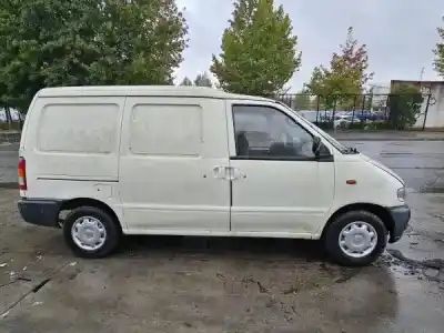 Veículo de Sucata nissan vanette cargo (hc23) 2.3 diesel do ano 1997 alimentado ld23