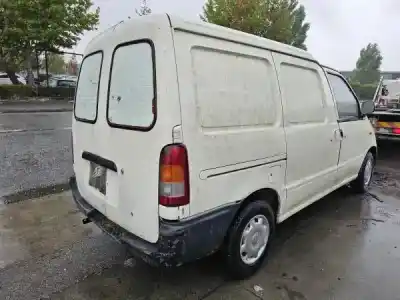Veículo de Sucata nissan vanette cargo (hc23) 2.3 diesel do ano 1997 alimentado ld23