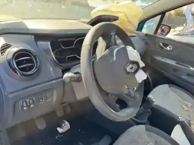 Veículo de Sucata renault captur j5_, h5_ 0.9 tce 90 do ano 2013 alimentado h4b 400