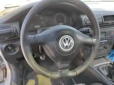 Veicolo di demolizione volkswagen passat b5 (3b2) 1.9 tdi dell'anno 0 alimentato afn