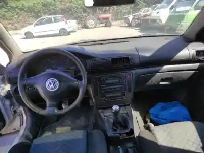 Veicolo di demolizione volkswagen passat b5 (3b2) 1.9 tdi dell'anno 0 alimentato afn