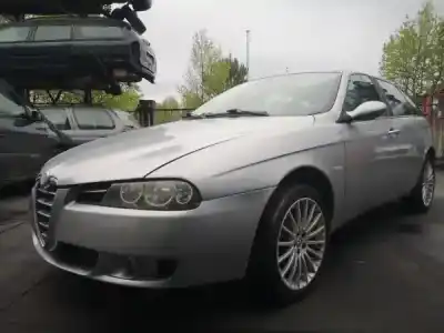 Здавання транспортного засобу ALFA ROMEO 156 (932_) 1.6 16V T.SPARK (932A4) року 2004 потужний 