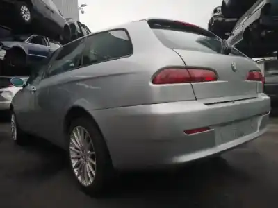 Veículo de Sucata alfa romeo 156 (932_) 1.6 16v t.spark (932a4) do ano 2004 alimentado 