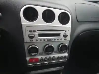 Veículo de Sucata alfa romeo 156 (932_) 1.6 16v t.spark (932a4) do ano 2004 alimentado 