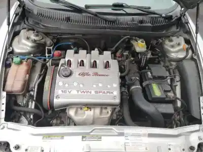 Veículo de Sucata alfa romeo 156 (932_) 1.6 16v t.spark (932a4) do ano 2004 alimentado 