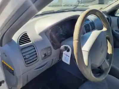 Veículo de Sucata hyundai accent (lc) 1.3 cat do ano 2001 alimentado g4ea