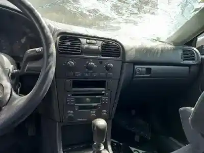 Scrapping Vehicle volvo v40 combi (645) 1.6 of the year 0 powered b 4164 s2