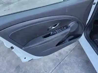 Veículo de Sucata renault megane iii (bz0_) 1.5 dci (bz1g. bz1w. bz0r) gasóleo 2009 5p do ano 2015 alimentado k9k 846