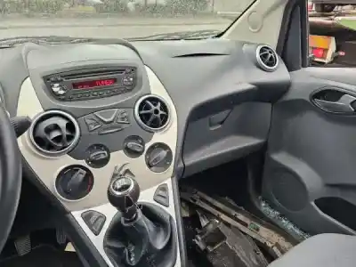 Vehicul casat ford ka (ru8) 1.2 al anului 2009 alimentat 