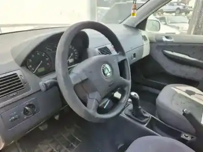 Здавання транспортного засобу skoda fabia i (6y2) 1.4 16v року 0 потужний bbz