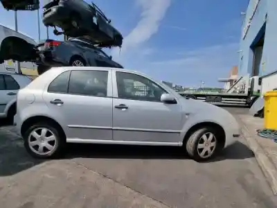 Здавання транспортного засобу skoda fabia i (6y2) 1.4 16v року 0 потужний bbz