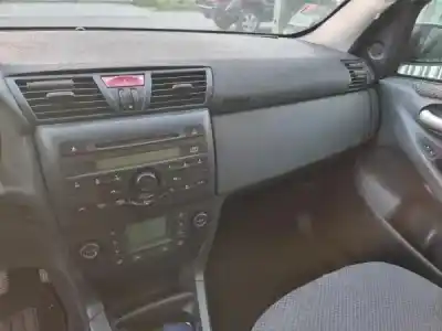 Veicolo di demolizione fiat stilo (192) 1.6 16v dell'anno 0 alimentato 182 b6.000