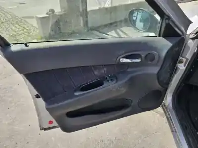 Veículo de Sucata alfa romeo 156 (932_) 1.9 jtd (932b2) do ano 2000 alimentado ar 32302