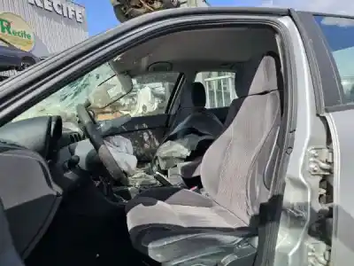 Veículo de Sucata alfa romeo 156 (932_) 1.9 jtd (932b2) do ano 2000 alimentado ar 32302