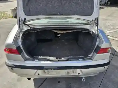 Veículo de Sucata alfa romeo 156 (932_) 1.9 jtd (932b2) do ano 2000 alimentado ar 32302