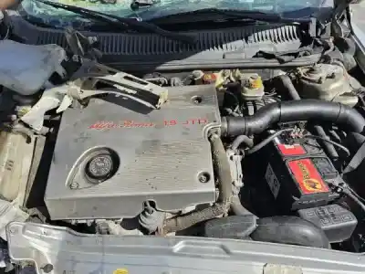 Veículo de Sucata alfa romeo 156 (932_) 1.9 jtd (932b2) do ano 2000 alimentado ar 32302