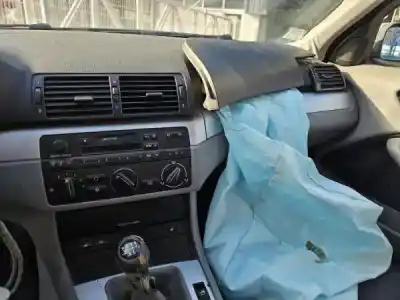 Sloopvoertuig bmw 3 touring (e46) 320 d van het jaar 2004 aangedreven m47 d20 (204d1)