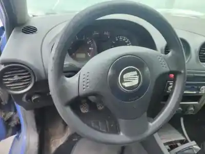 Veículo de Sucata seat ibiza iii (6l1) 1.2 do ano 0 alimentado azq