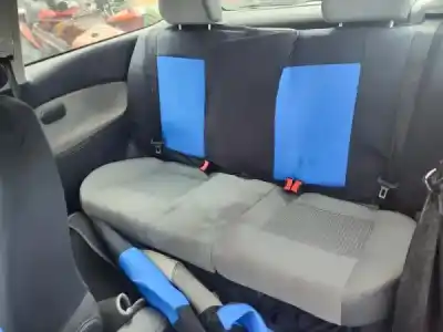 Veículo de Sucata seat ibiza iii (6l1) 1.2 do ano 0 alimentado azq