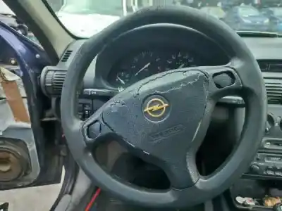 Veículo de Sucata opel corsa b (s93) 1.0 i 12v (f08. f68. m68) do ano 0 alimentado x 10 xe