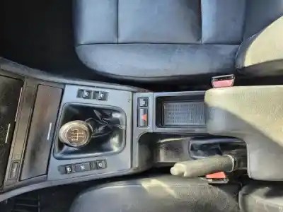 Veículo de Sucata bmw 3 touring (e46) 320 d do ano 2000 alimentado m47 d20 (204d1)