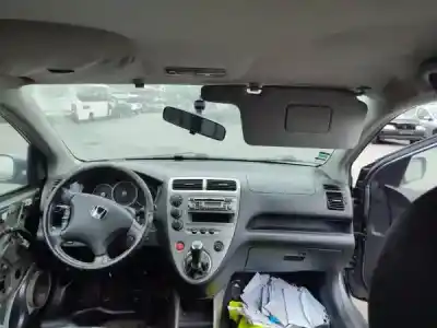 Scrapping Vehicle honda civic vii hatchback (eu, ep, ev) 1.6 i (ep2 eu8 eu6) of the year 0 powered 