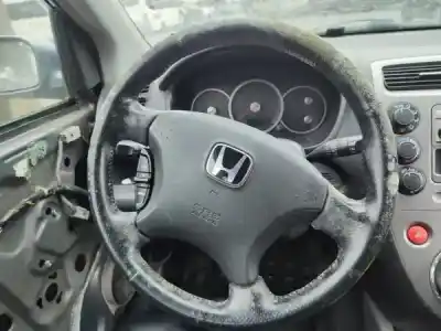 Scrapping Vehicle honda civic vii hatchback (eu, ep, ev) 1.6 i (ep2 eu8 eu6) of the year 0 powered 