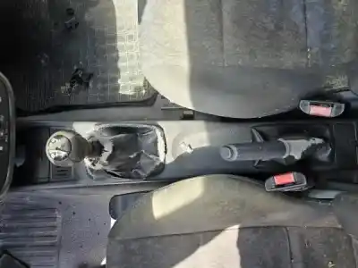 Véhicule à la ferraille opel corsa c (x01) 1.7 dti (f08 f68) de l'année 2001 alimenté y 17 dt Véhicule à la ferraille opel corsa c (x01) 1.7 dti (f08 f68) de l'année 2001 alimenté y 17 dt
