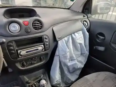 Veículo de Sucata citroen c2 (jm_) 1.4 hdi do ano 2008 alimentado 8hx (dv4td)