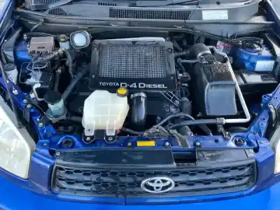 Scrapping Vehicle toyota rav4 (a2) 2.0 d-4d 4wd of the year 2004 powered 1cd-ftv