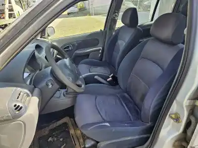 Здавання транспортного засобу renault clio ii (bb0/1/2_, cb0/1/2_) 1.2 16v (bb05. bb0w. bb11. bb27. bb2t. bb2u. bb2v. cb05.... gasolina 2002 5p року 2001 потужний d4f 706|d4f 712|d4f 714|d4f 722|d4f 728